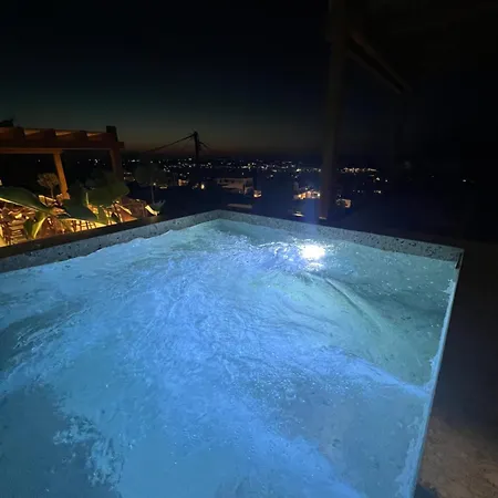 Kaptara Premium Villa, Plunge Pool & Jacuzzis Villa Koutouloufari