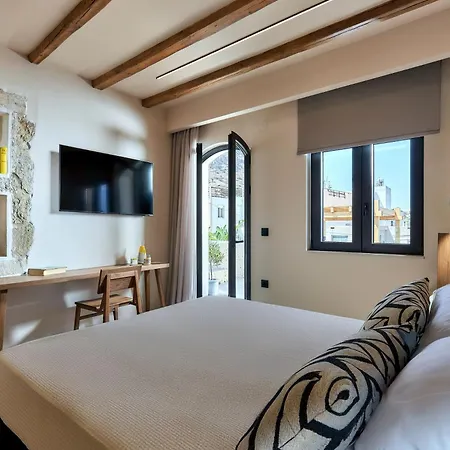 Kaptara Premium Villa, Plunge Pool & Jacuzzis * Koutouloufari
